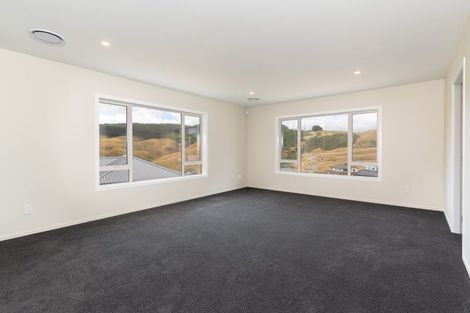 Photo of property in 7 Swinton Place, Churton Park, Wellington, 6037