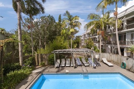 Photo of property in 3/73 Princes Street, Northcote Point, Auckland, 0627
