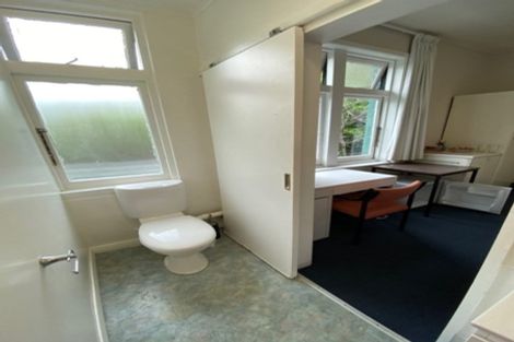 Photo of property in Carillion/the Knoll, 33 Thompson Street, Mount Cook, Wellington, 6011