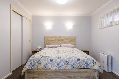 Photo of property in 12 Hilden Place, Hilltop, Taupo, 3330