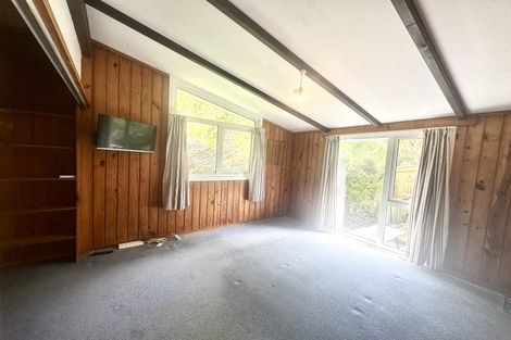 Photo of property in 89 Thurleigh Grove, Karori, Wellington, 6012