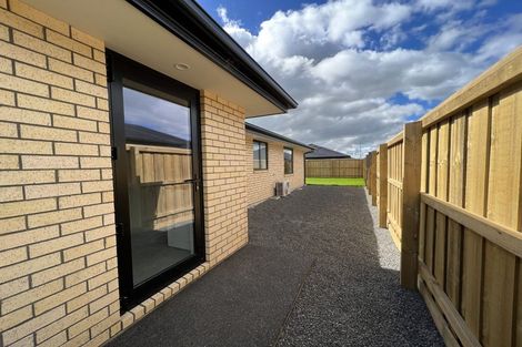 Photo of property in 169 Faringdon Boulevard, Rolleston, 7615