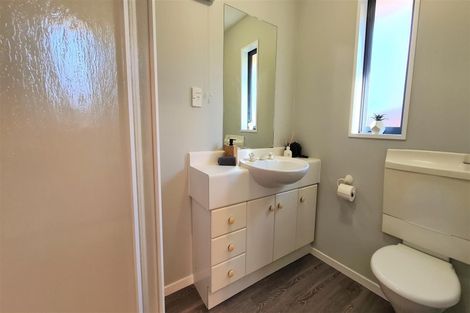 Photo of property in 10 Van Dieman Close, Templeton, Christchurch, 8042