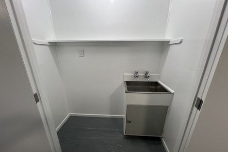 Photo of property in 121 Fitzherbert Avenue, West End, Palmerston North, 4410