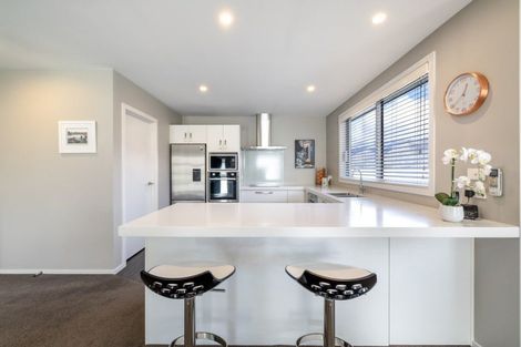 Photo of property in 36 Minaret Ridge, Wanaka, 9305