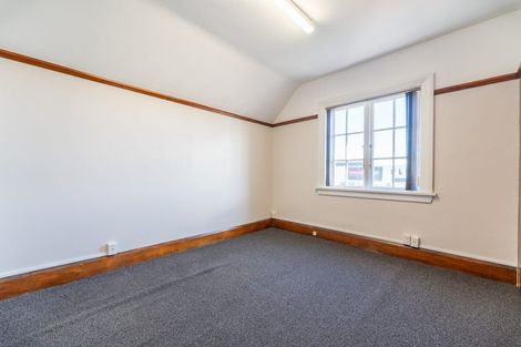 Photo of property in 334 Oriental Parade, Oriental Bay, Wellington, 6011
