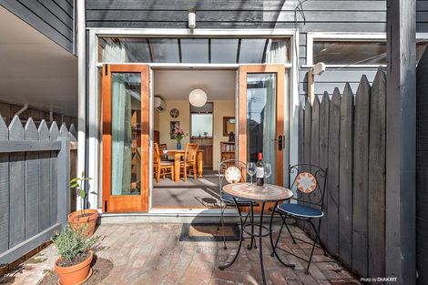 Photo of property in 1u4 Cottleville Terrace, Thorndon, Wellington, 6011