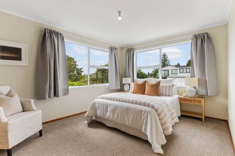 Photo of property in 34 Mcdowell Crescent, Hillcrest, Auckland, 0627