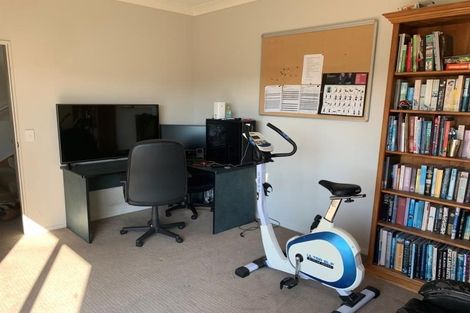 Photo of property in 6 Port Lane, Whitby, Porirua, 5024