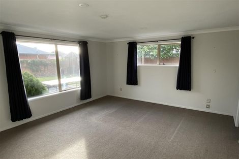 Photo of property in 6 Kohi Drive, Parklands, Christchurch, 8083