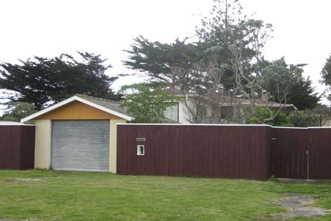 Photo of property in 63 Park Avenue, Waitarere Beach, Levin, 5510
