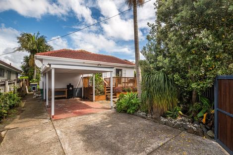 Photo of property in 2/66 Miller Road, Mangere Bridge, Auckland, 2022