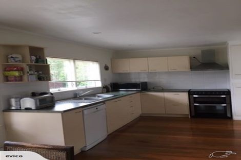 Photo of property in 355 Pakuranga Road, Pakuranga Heights, Auckland, 2010