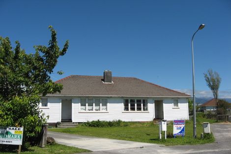 Photo of property in 10- 12 Riley Place, Westport, 7825