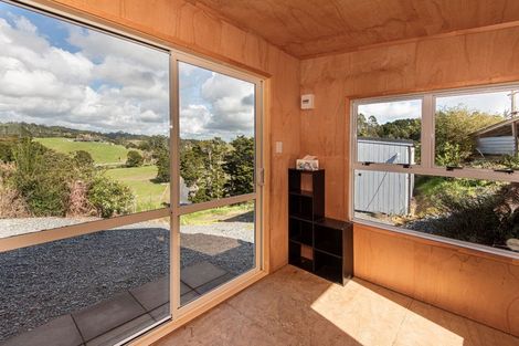 Photo of property in 362a Whananaki Road North, Opuawhanga, Hikurangi, 0181