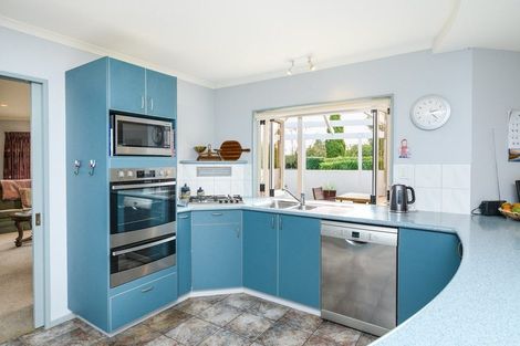 Photo of property in 17 Suffolk Crescent, Feilding, 4702