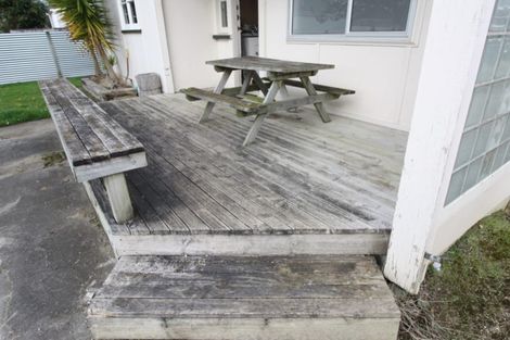 Photo of property in 10 Fairs Road, Milson, Palmerston North, 4414