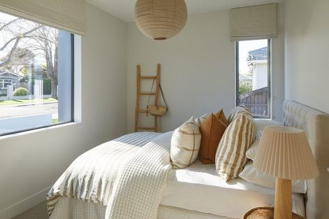 Photo of property in 17 Gosset Street, St Albans, Christchurch, 8014