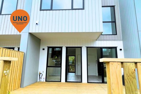 Photo of property in 152 Tiriwa Drive, Massey, Auckland, 0614
