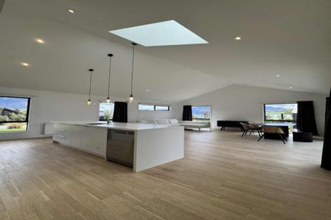 Photo of property in 4 Polperro Court, Jacks Point, Queenstown, 9371