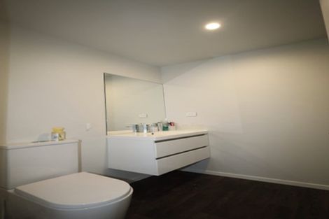 Photo of property in 2/36 Seventh Avenue, Tauranga, 3110