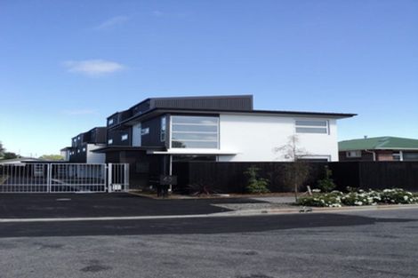 Photo of property in 43 Grafton Street, Waltham, Christchurch, 8011