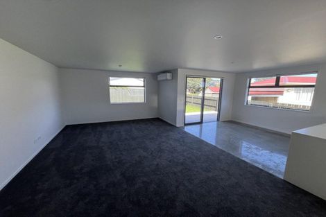Photo of property in 1 Wheeler Place, Upper Vogeltown, New Plymouth, 4310