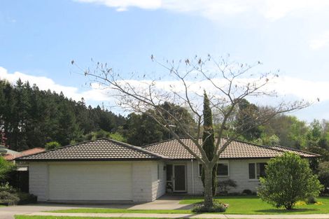 Photo of property in 124 Carlton Street, Bellevue, Tauranga, 3110