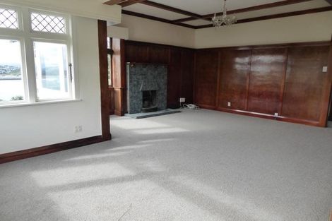 Photo of property in 9 Hungerford Road, Lyall Bay, Wellington, 6022