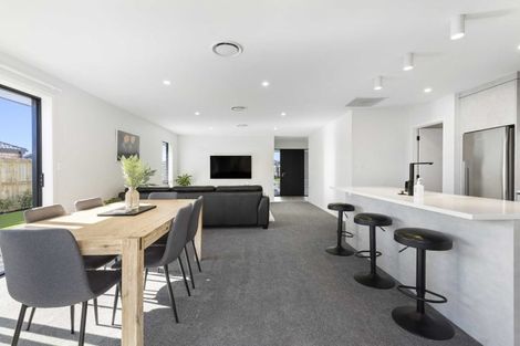 Photo of property in 27 Lockerbie Street, Morrinsville, 3300