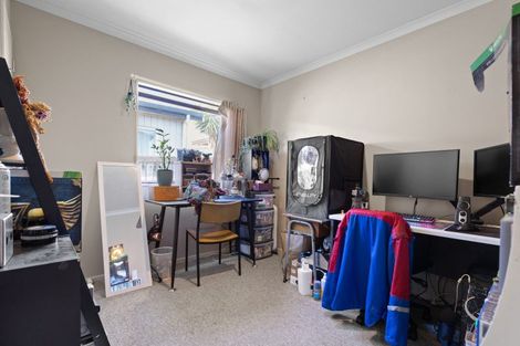Photo of property in 94 Forest Lake Road, Forest Lake, Hamilton, 3200
