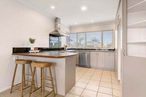 Photo of property in 48 Oreti Crescent, Papamoa Beach, Papamoa, 3118