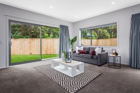 Photo of property in 3d Breakwater Way, Whitby, Porirua, 5024