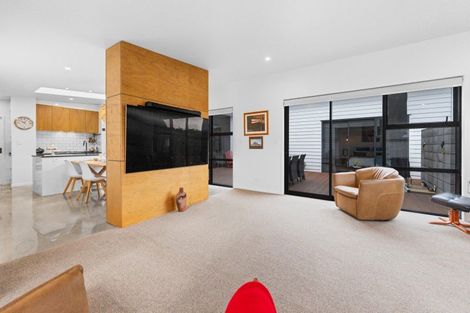 Photo of property in 41 Cyrus Street, Whalers Gate, New Plymouth, 4310