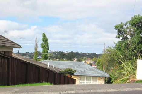 Photo of property in 3/46 West Coast Road, Glen Eden, Auckland, 0602