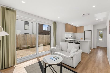 Photo of property in 2/61 Waltham Road, Sydenham, Christchurch, 8023
