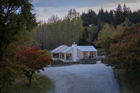 Photo of property in 206 Dalefield Road, Dalefield, Queenstown, 9371
