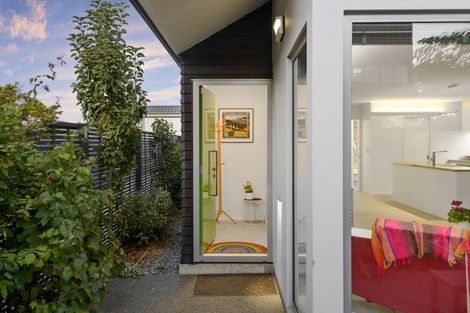 Photo of property in 64 Hewitts Road, Merivale, Christchurch, 8014