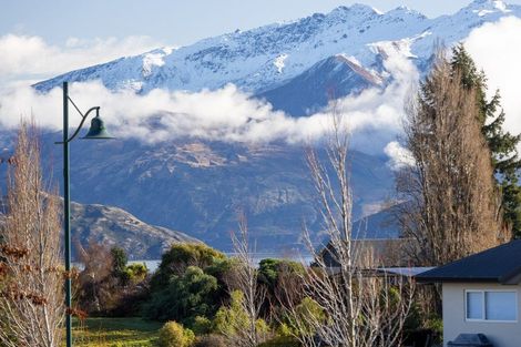 Photo of property in 10 Westview Road, Wanaka, 9305
