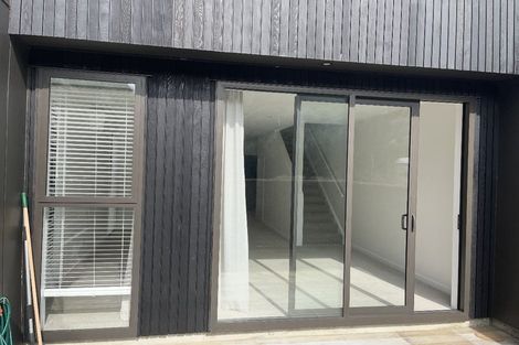 Photo of property in 57 Rua Kai Way, Brooklyn, Wellington, 6021