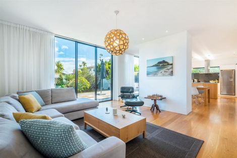 Photo of property in 6 Westwell Road, Belmont, Auckland, 0622