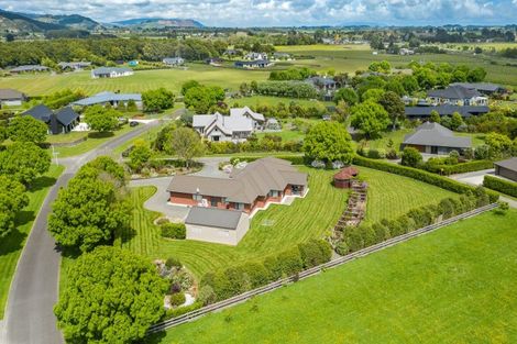 Photo of property in 2 Ivy Lane, Ohau, 5570