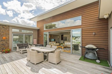 Photo of property in 3 Little George Place, Whitianga, 3510