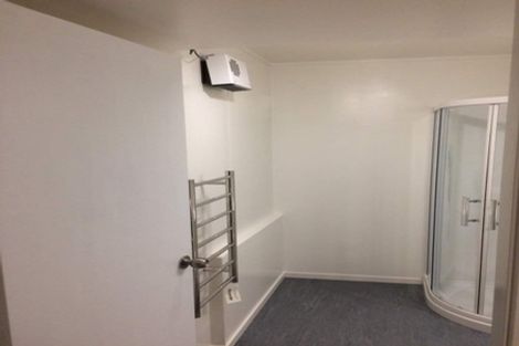 Photo of property in 16 Frobisher Street, Island Bay, Wellington, 6023
