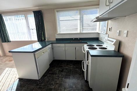 Photo of property in 9 Chamberlain Street, Dannevirke, 4930
