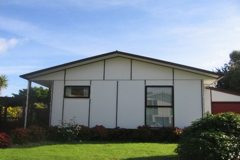 Photo of property in 80 Spinnaker Drive, Whitby, Porirua, 5024