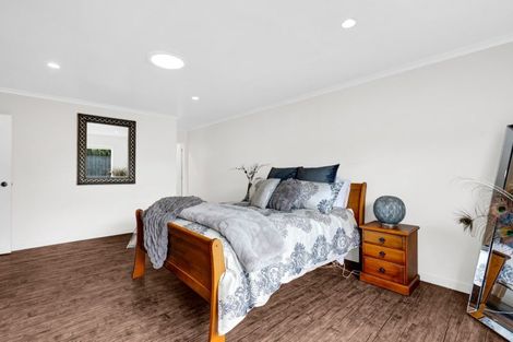 Photo of property in 24 Moulton Street, Moturoa, New Plymouth, 4310