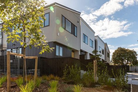 Photo of property in 7 Oranga Drive, Westgate, 0614
