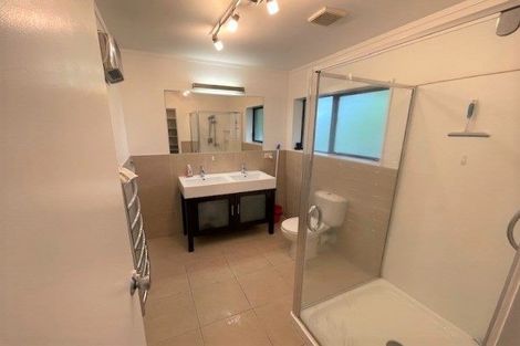 Photo of property in 1/4a Beresford Street, Bayswater, Auckland, 0622