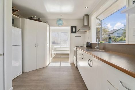 Photo of property in 7 Redwood Drive, Massey, Auckland, 0614